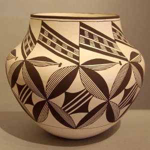 Robert Patricio Jars 8 | Native American Pottery